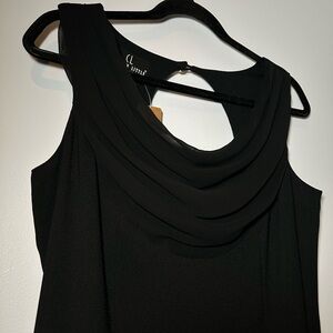 Elegant Black Sleeveless Draped Dress